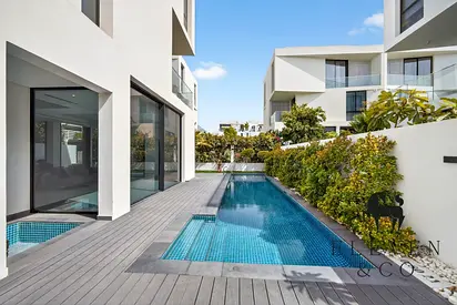 5 bedrooms | Modern Villa | Exclusive Community