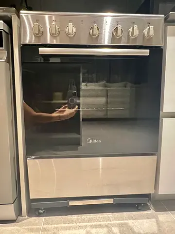 Midea Electric Induction Cooker with Oven CER VC6814 60x60x84 cm - Fawless condition