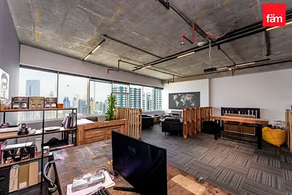 Fully Furnished / Vacant / Marina Skyline Views