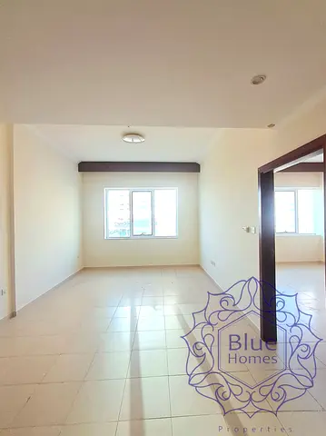 Spacious 1Bhk apartment | walking distance to Metro station