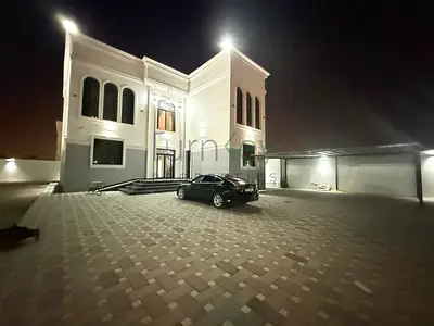Luxury 5BR Master Villa| double story | Vacant