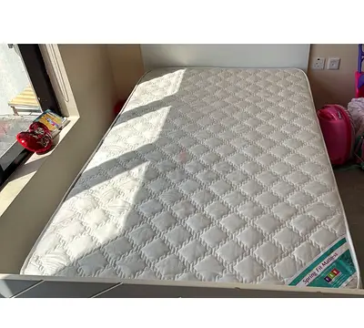 120*200- bed with Single mattress in good condition - Spring fit mattress