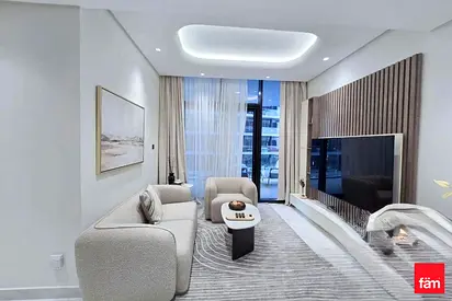 HIGH FLOOR | STUNNING POOL VIEW | NEAR HANDOVER