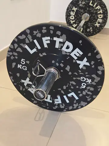 Pair of LIFTDex 5kg 2x ,1441 Fitness 2.5 kg 2×, with Level Fitness Bar and Clips