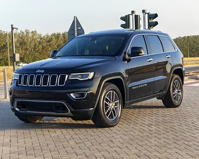 Jeep Grand Cherokee Limited 2017 GCC Specs - Immaculate Condition