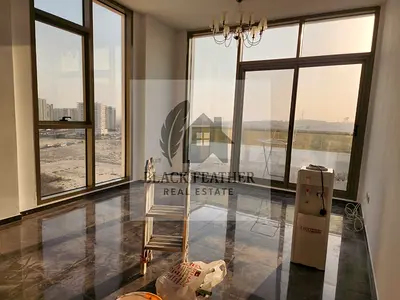 Corner 2BR Apartment | Avenue Residence 2 | Balcony & City Views