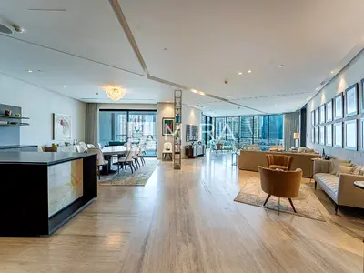 Luxurious | Half-Floor | Canal Views
