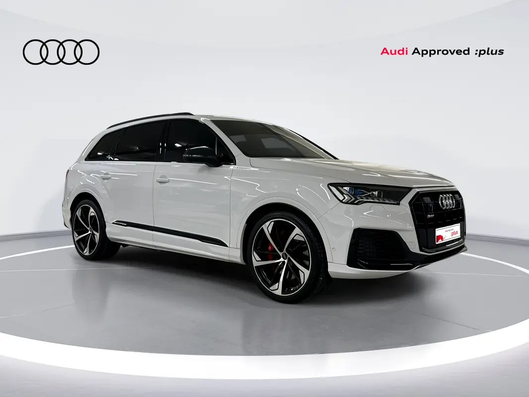 Audi SQ7 2023 — photo 1 of 18