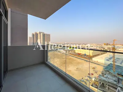 Huge | Near Metro | Chiller Free l 1 Month Free