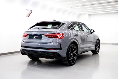 2023 AUDI RS Q3 photo 4