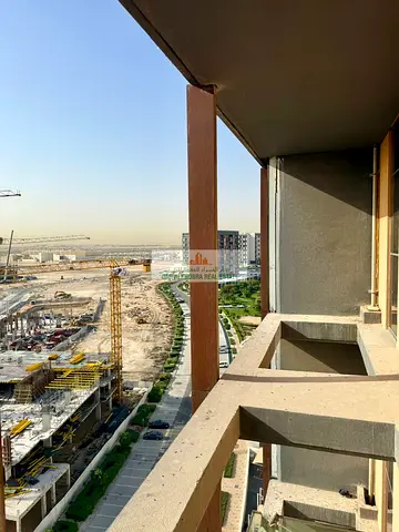 Spacious Unit | Unfurnished | Vacant Now