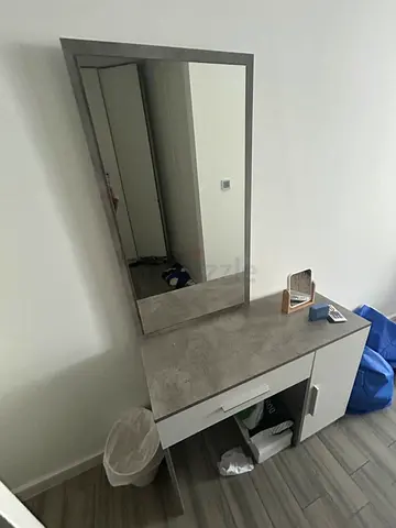 Dressing Table with Mirror and Storage Cabinet - Modern Finish