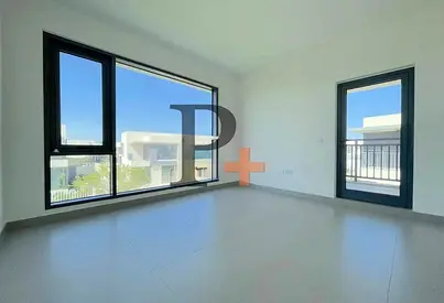 Biggest plot | On the green belt | Vacant | 2E | Corner unit
