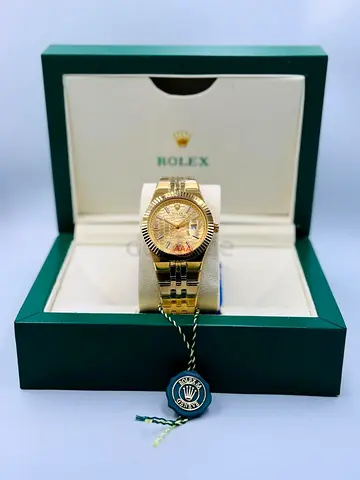 Classic Gold Rolex-style Mens Watch in Original Box