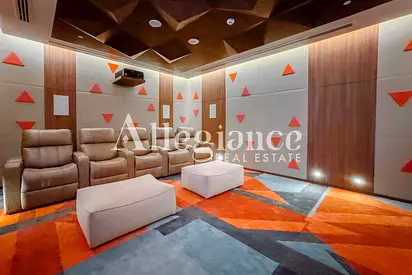 Spacious | Prime Location | Amazing View