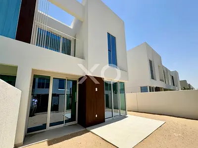 Brand New | 4 Bedrooms | Single Row