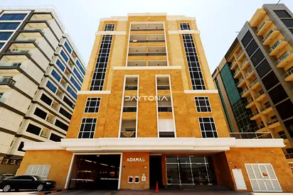 VACANT | EASY ACCESS TO MBZ ROAD | CENTRAL LOCATION
