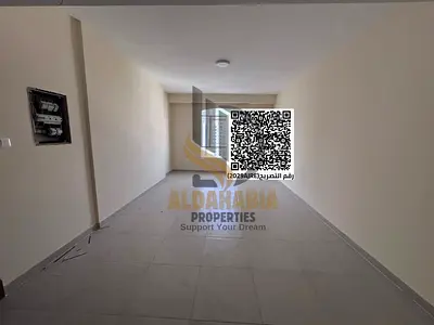 🏡 غرفة وصالة أول ساكن للإيجار – كورنيش عجمان 🌊