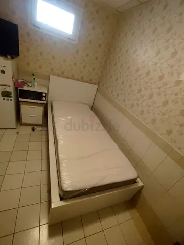 IKEA Malam single bed frame with IKEA mattress 90×200cm