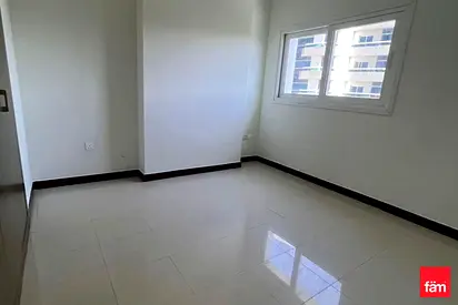 Large Quiet Living | Good Price | Stunning View