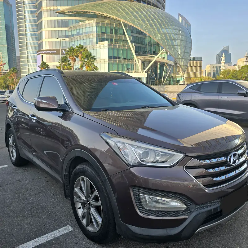 Hyundai Santa Fe 2014 — photo 1 of 15