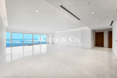 Direct Beach Access| Vastu| Ready to Move