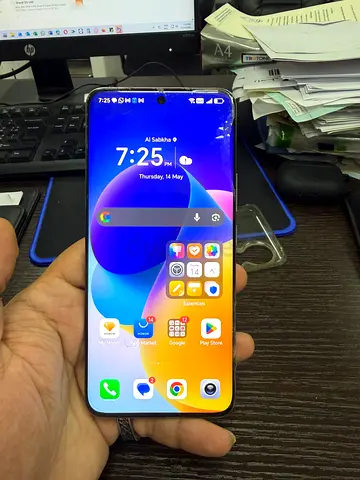 Honor 90