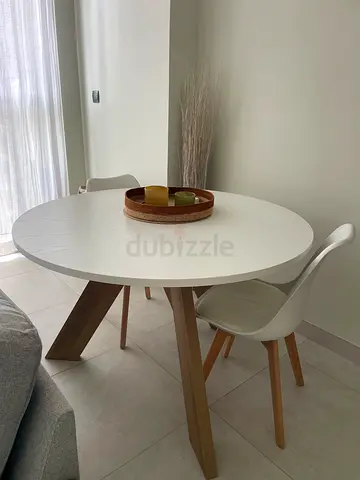 Round Table sets
