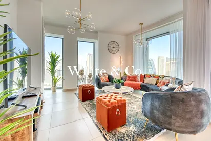 Bills included | High Floor | Spacious