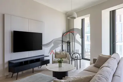Luxury 2BR Apartment | Upgraded | Fully Furnished | Downtown Dubai