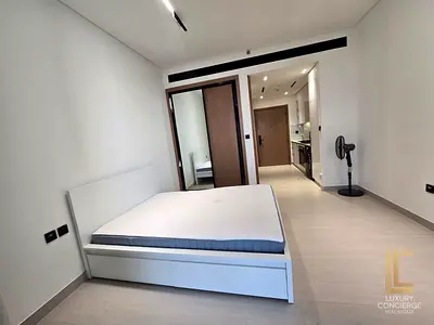 1 PARKING | POOL VIEW | UNFURNISHED | BALCONY