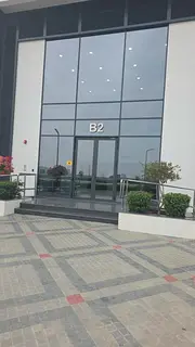 شقة للإيجار إطلالة بحرية / apartment for rent sea view