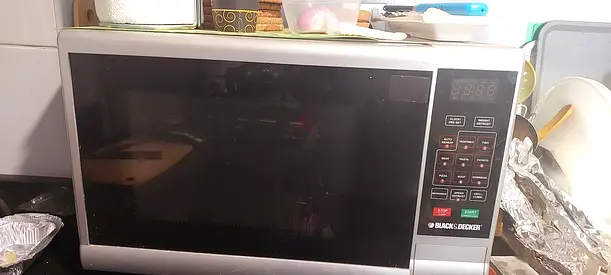 Black  Decker Microwave Oven - Used, Good Working Condition