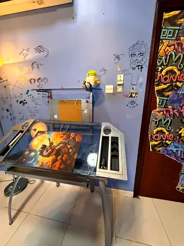 Adjustable Glass Top Drawing Table / Architect Desk with Storage