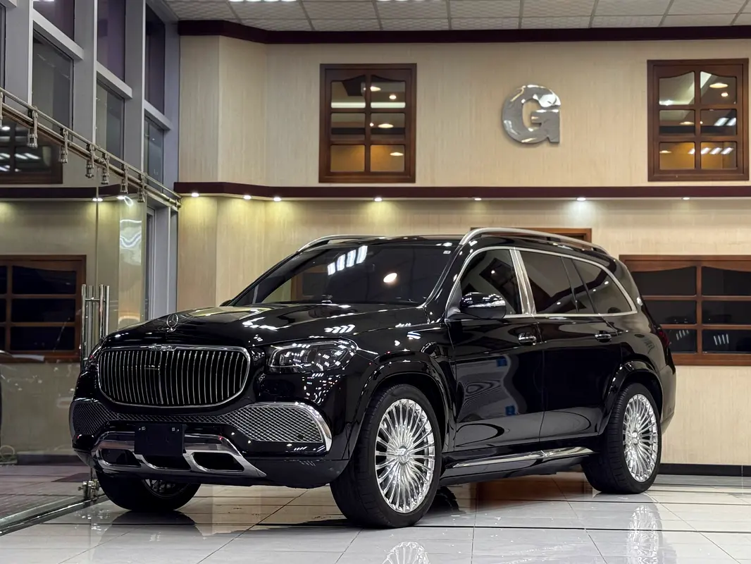 Mercedes-Maybach GLS-Class 2023 — photo 1 of 20
