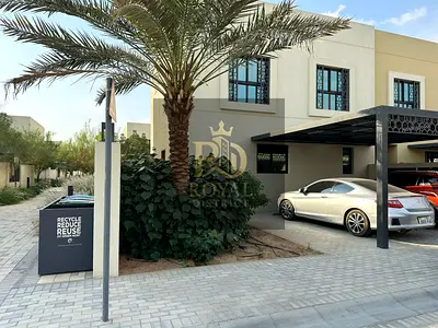 OWN YOUR LUXURY TOWN HOUSE | CORNER | 3 BEDS | PRIME LOCATION