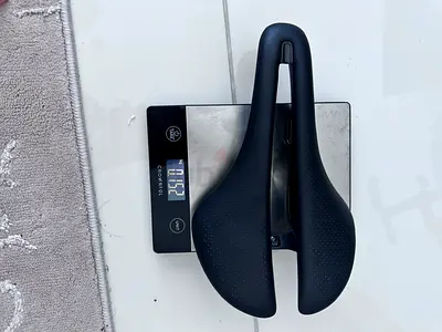 Carbon Light Bike Saddle