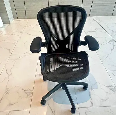 Herman Miller Aeron Ergonomic Mesh Office Chair  size B and C Fully Loaded available for selling
