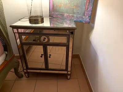 Mirrored Two-Door Bedside Cabinet / Nightstand