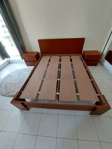 Queen Bed Set