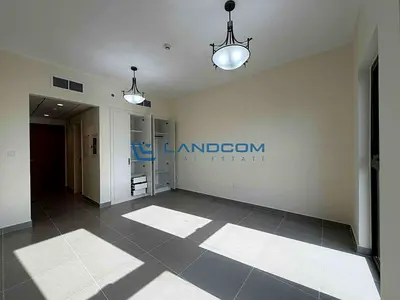 Modern Studio| Easy Access to Metro| Family- Friendly Environment |