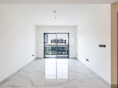 1 Month Free Rent | Waterfront Luxury