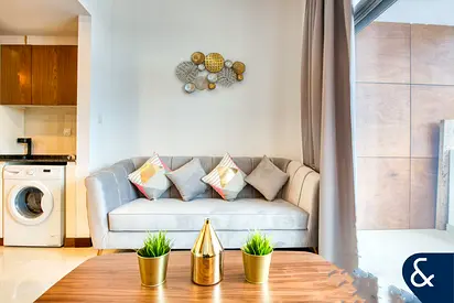 JVC | Studio | Spacious | 1 Bathroom