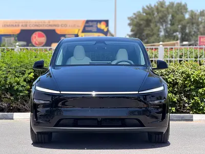 Tesla Model Y Long Range 2025 - GCC Specs - Brand New