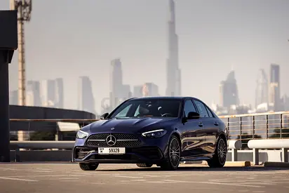 Luxury  Performance with the Mercedes-Benz C200