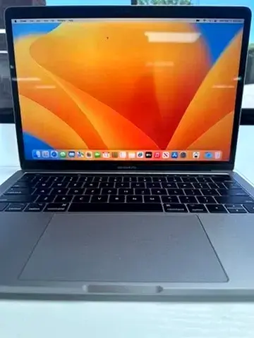 Apple MacBook Pro 2017 13” | 16GB RAM | 256GB SSD | Excellent Like New Condition