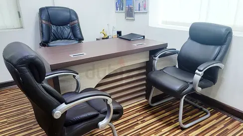 Executive Office Desk with 2 Leather Chairs - Good Condition