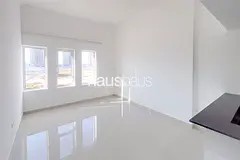 Vacant | Negotiable | Spacious