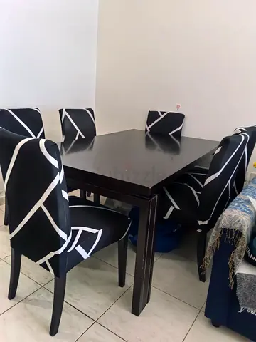 Solid Wood 6-Seater Dining Table with Cushioned Chairs - Black/White Covers