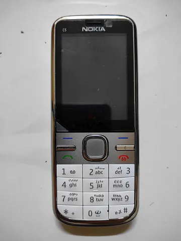 Nokia C5 5mp camera